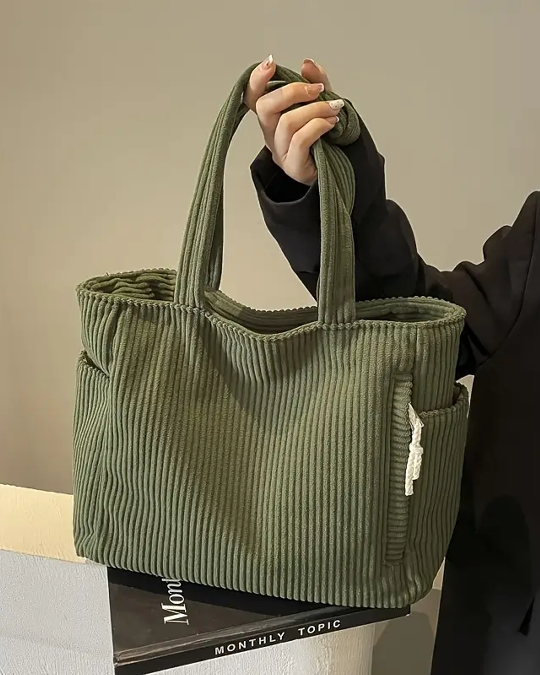Tilda™ | Sac à Main Ridé avec Détail Cordon Stylé, Spacieux, Indispensable